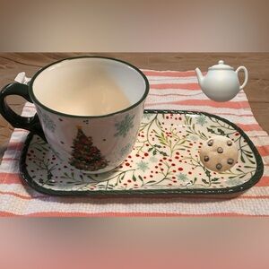 The Pioneer Woman Christmas Mug and Saucer Set - Green and Red